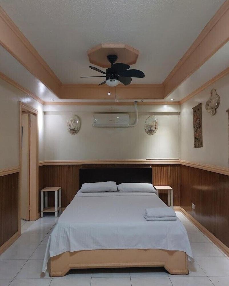 Kokomos Hotel And Restaurant Анхелес Экстерьер фото