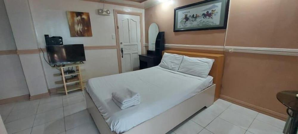 Kokomos Hotel And Restaurant Анхелес Экстерьер фото